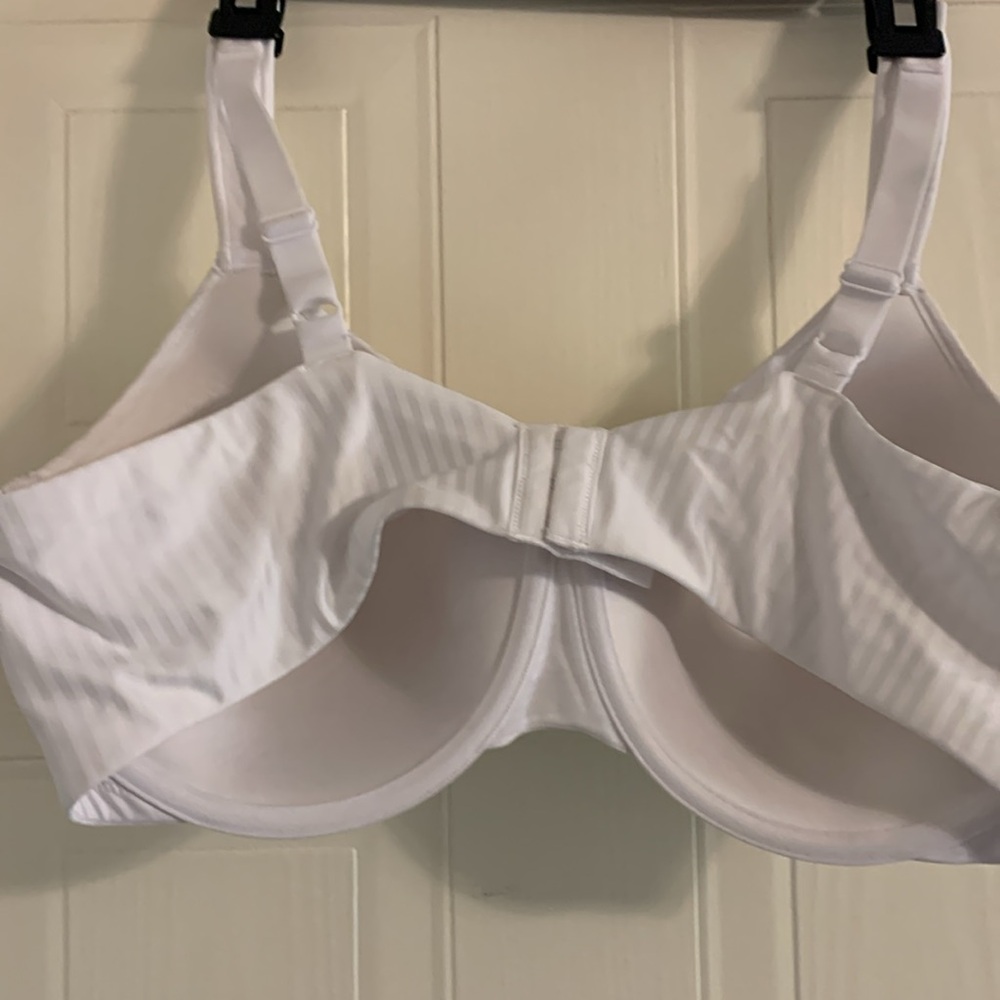 Bra - Picture 2 of 2
